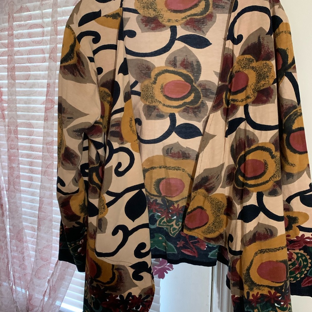 Jacket - Picture 3 of 4